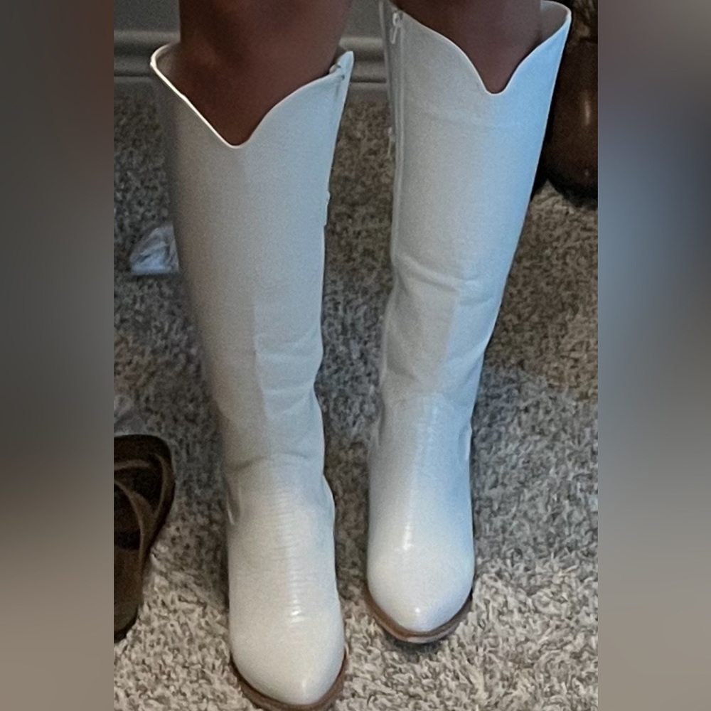 Y’all white cowboy boots